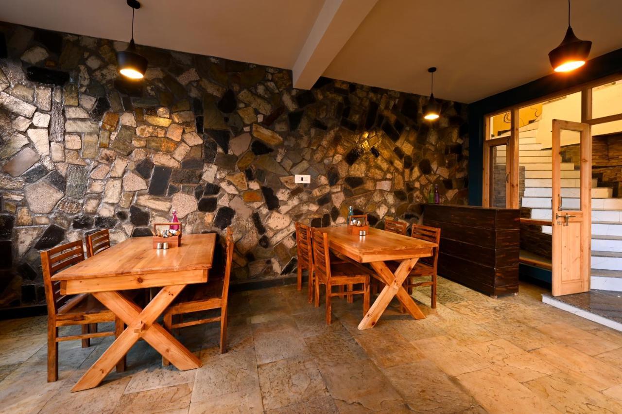 Hostel Zostel Dobhi, Manali Nagar  Exteriér fotografie